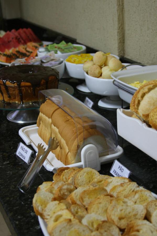 Pinheiros Hotel 2*