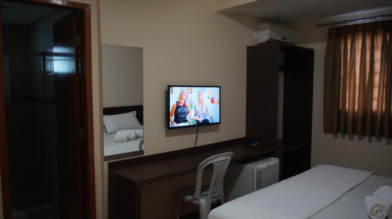 Hotel Pinheiros Goiania